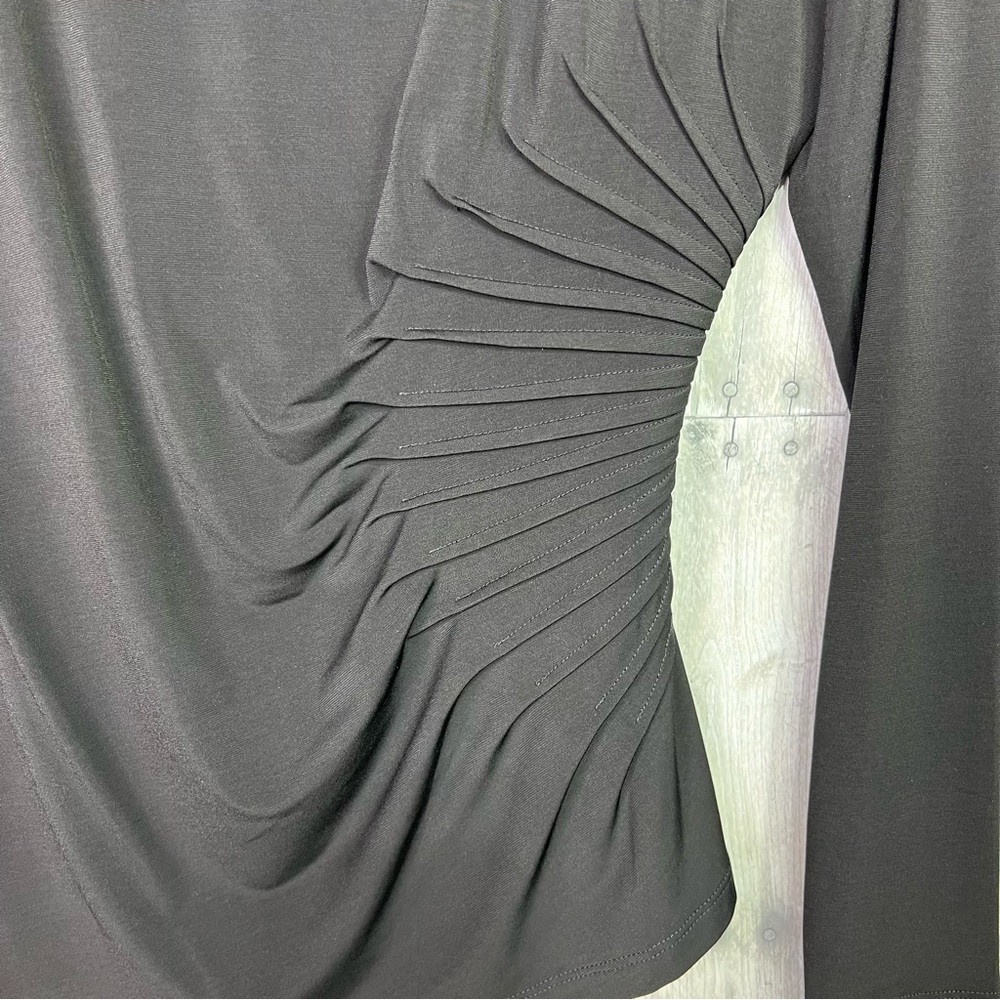 CARMEN MARC VALVO Black Side Ruch Long Sleeve Top Size Medium